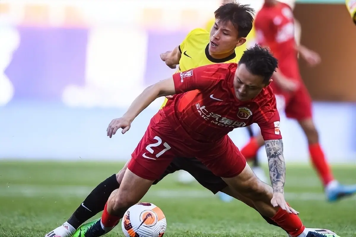 达拉斯独行侠发布备战花絮，加时末段主帅复盘，西甲任务艰巨，阵容厚度经受考验的简单介绍