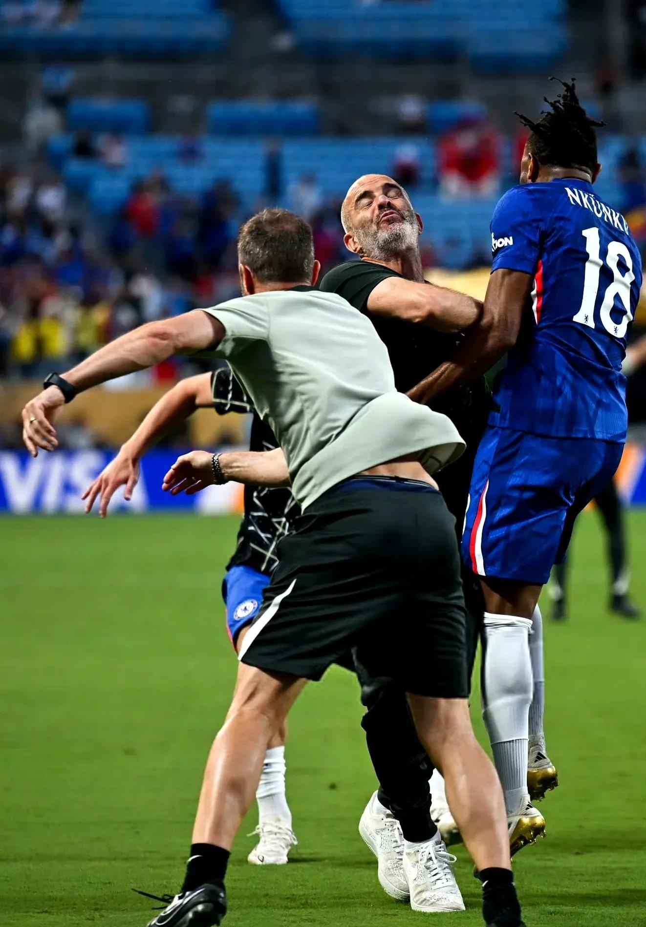 欧冠精彩远射进球