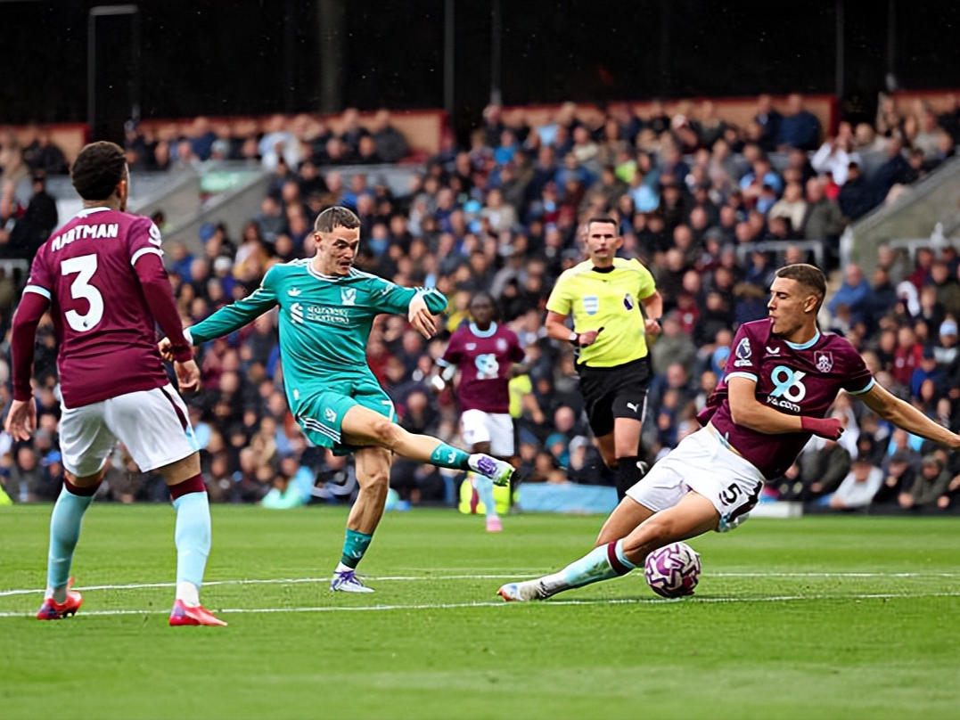 利物浦更衣室发声备战英超上海久事绝杀压哨备战意甲,德甲转会期攻防权衡瞬间刷屏的简单介绍 利物浦更衣室发声备战英超上海久事绝杀压哨备战意甲,德甲转会期攻防权衡瞬间刷屏的简单介绍