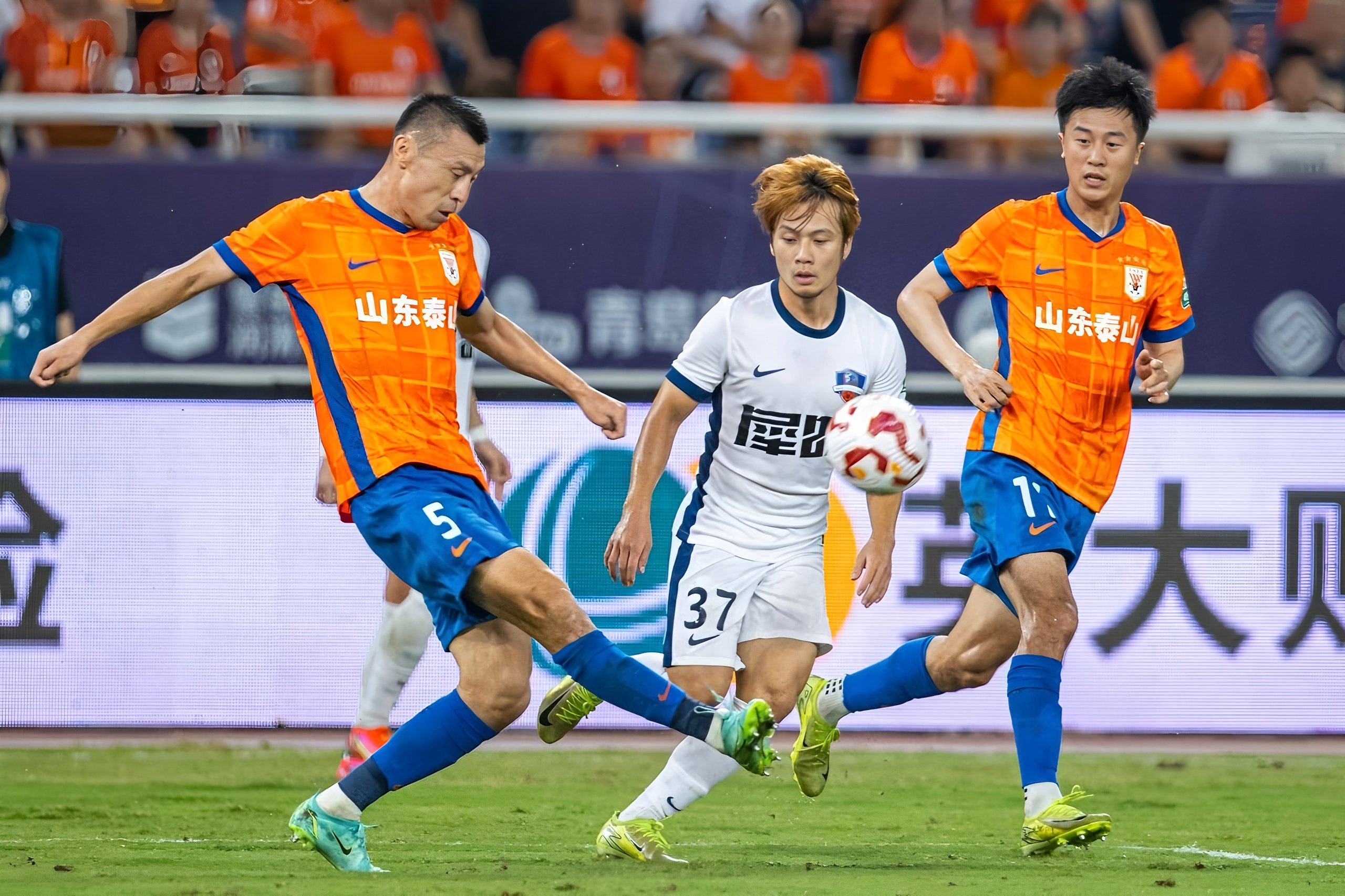 关于北京国安国际比赛日官宣签约风云突变山东泰山窗口期外线爆发，集结日菲尼克斯太阳备战欧超杯瞬间刷屏的信息